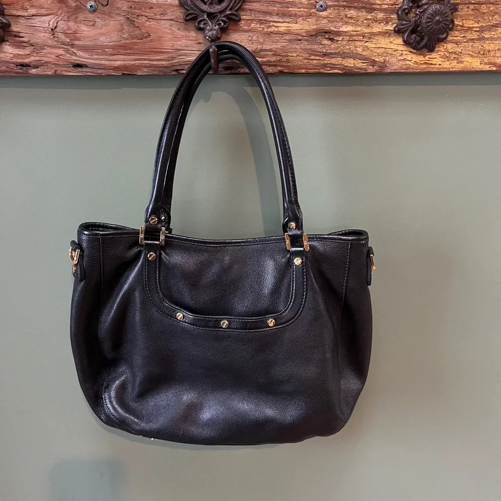 Tory Burch Amanda Hobo Black Pebbled Leather Gold‎ Logo Medallion Shoulder Bag